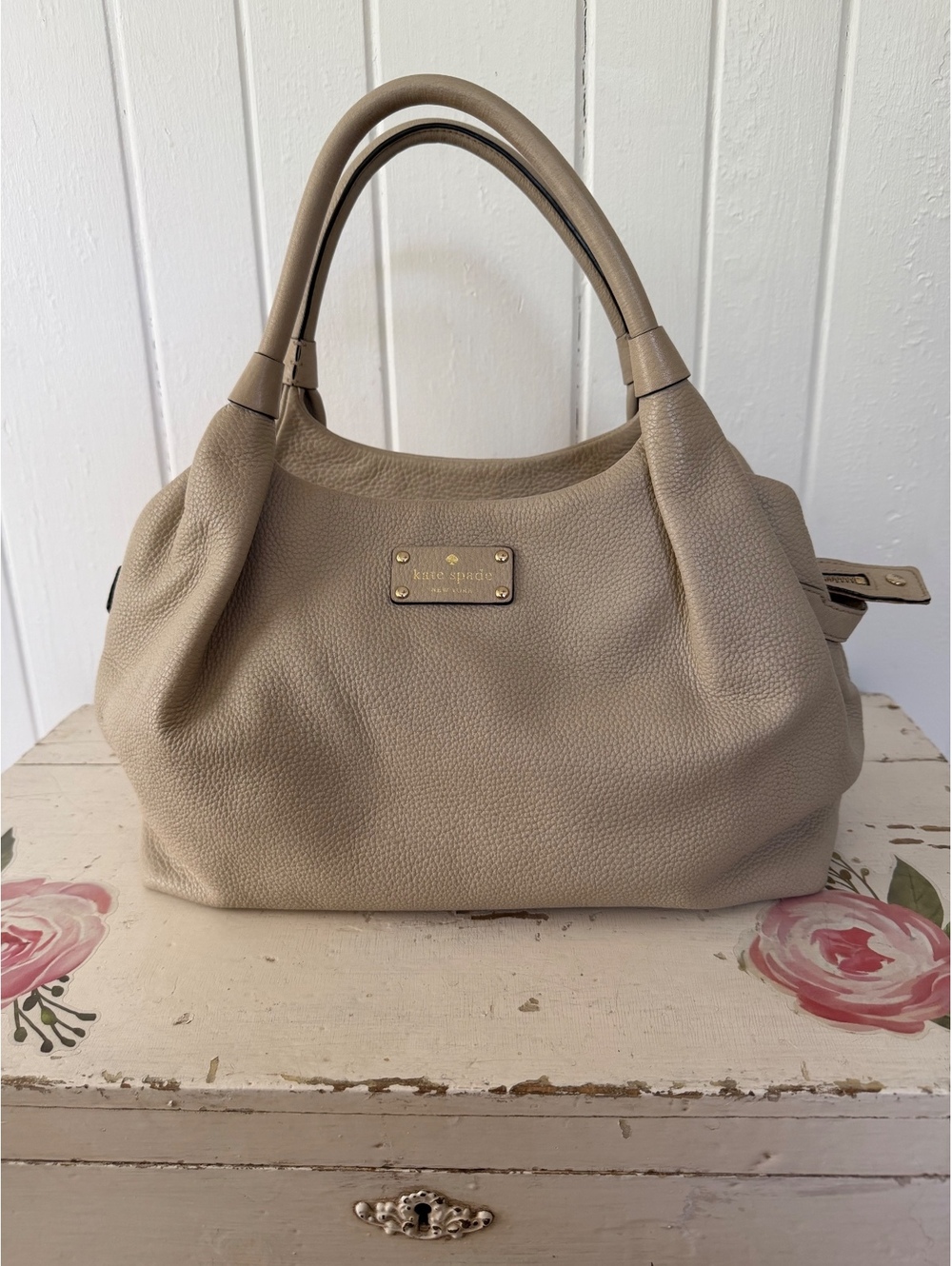 Kate Spade Pebbled Leather Satchel Handbag in Taupe with Gold Hardware
